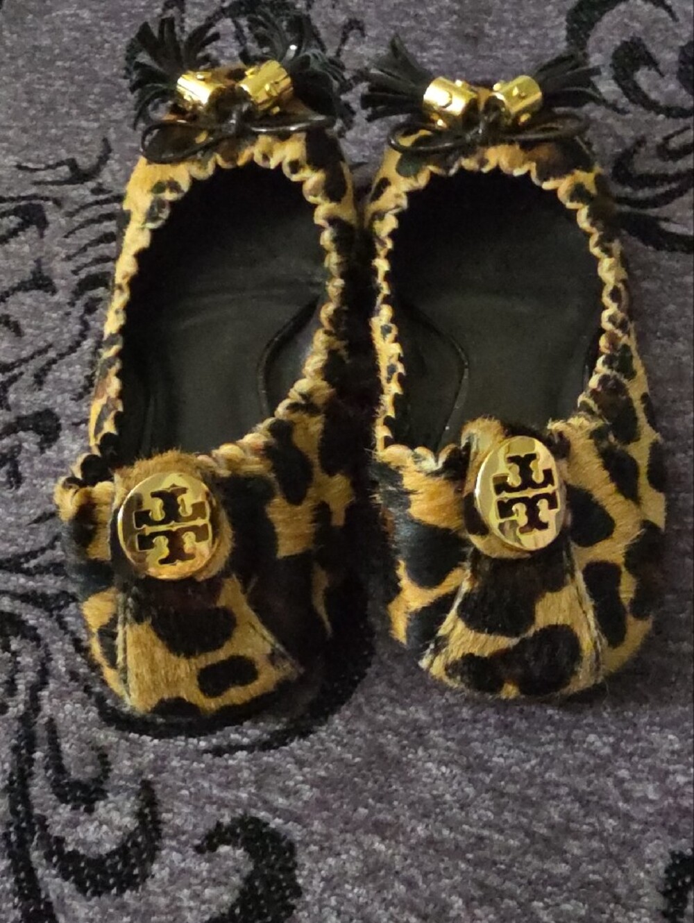 Tory Burch Tassel Ballet Flats in Brown and Black Sz 6 Says 6.5 Runs Small - Picture 5 of 16